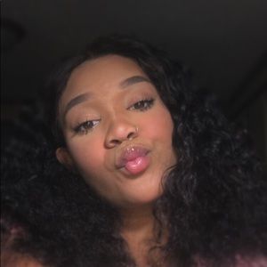 Meet your Posher, Tylina